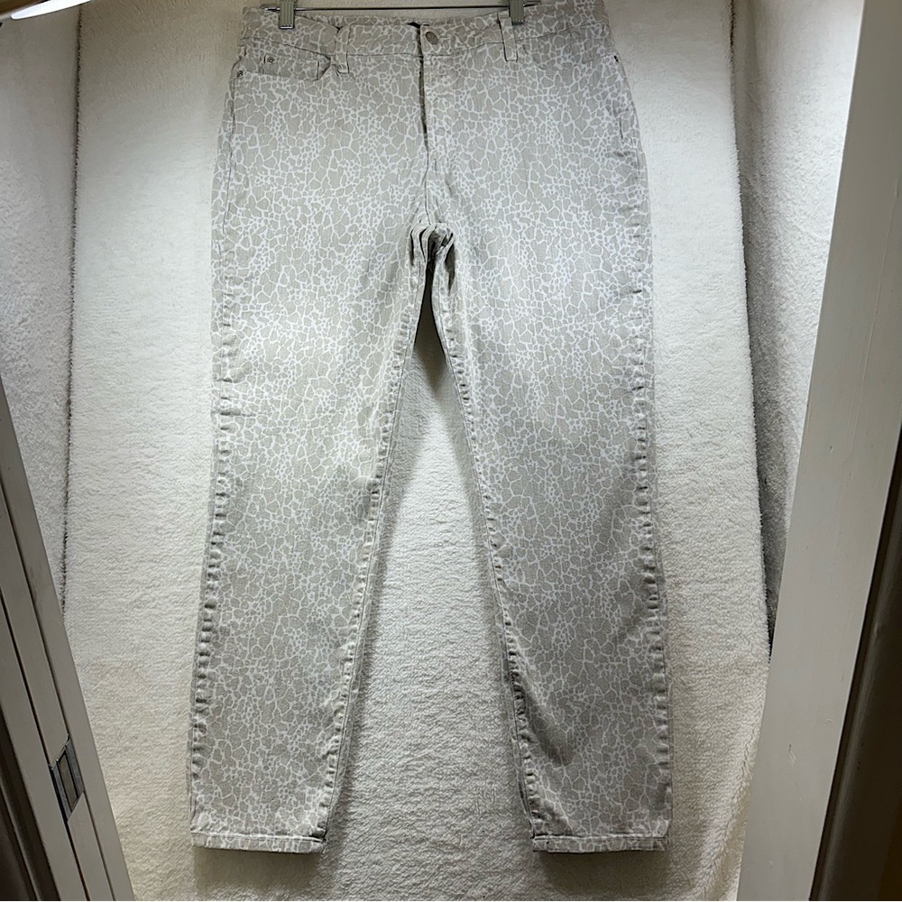 NYDJ White Khaki Animal Print Slimming Stretch Legging Jeans Womens 16 Lift Tuck
